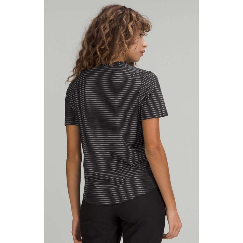 Lululemon Love Crew Short Sleeve T-Shirt - Picture 2 of 9